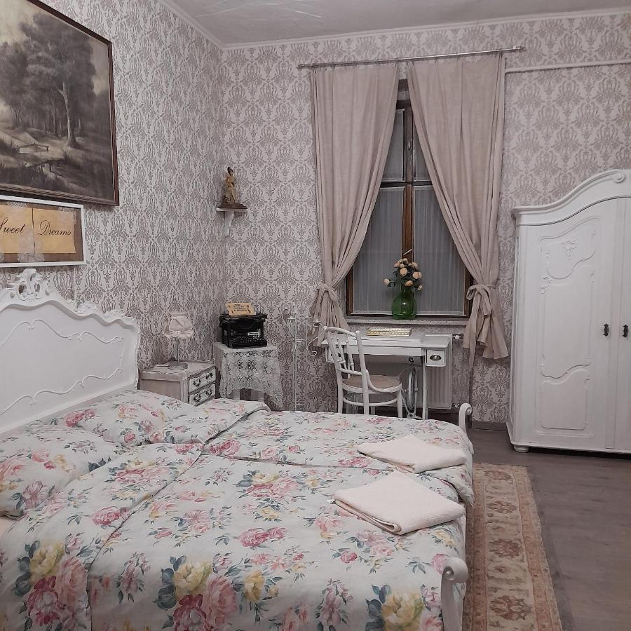 Locomotiv Vendégház Hercegszanto Esterno foto