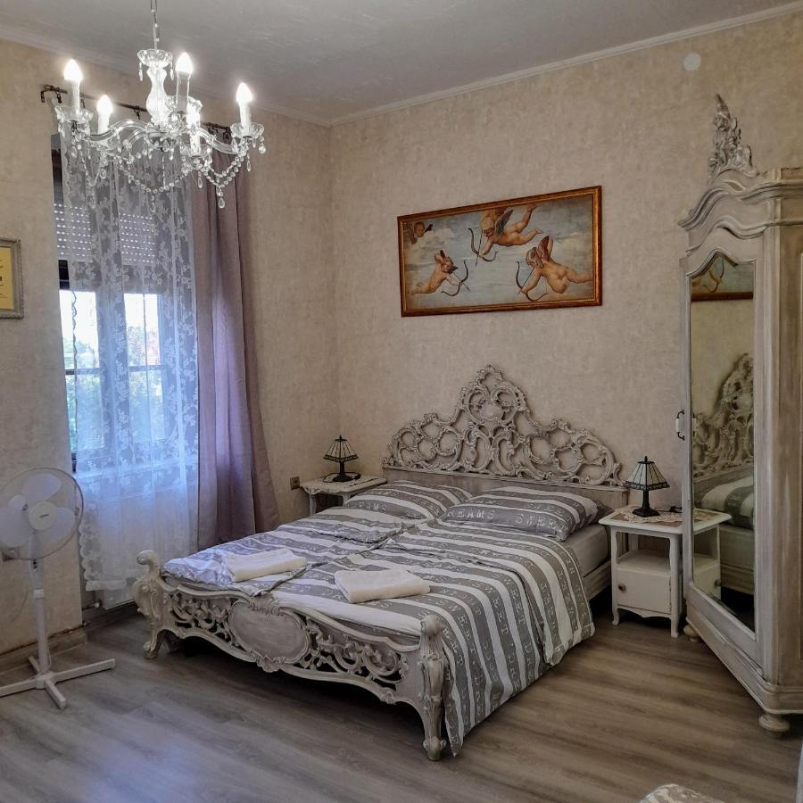 Locomotiv Vendégház Hercegszanto Esterno foto